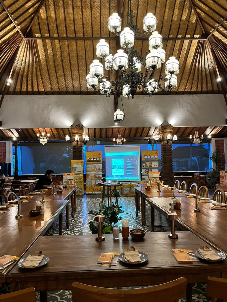 Restaurant in Petitenget Seminyak for Staff Gathering and Corporate Events